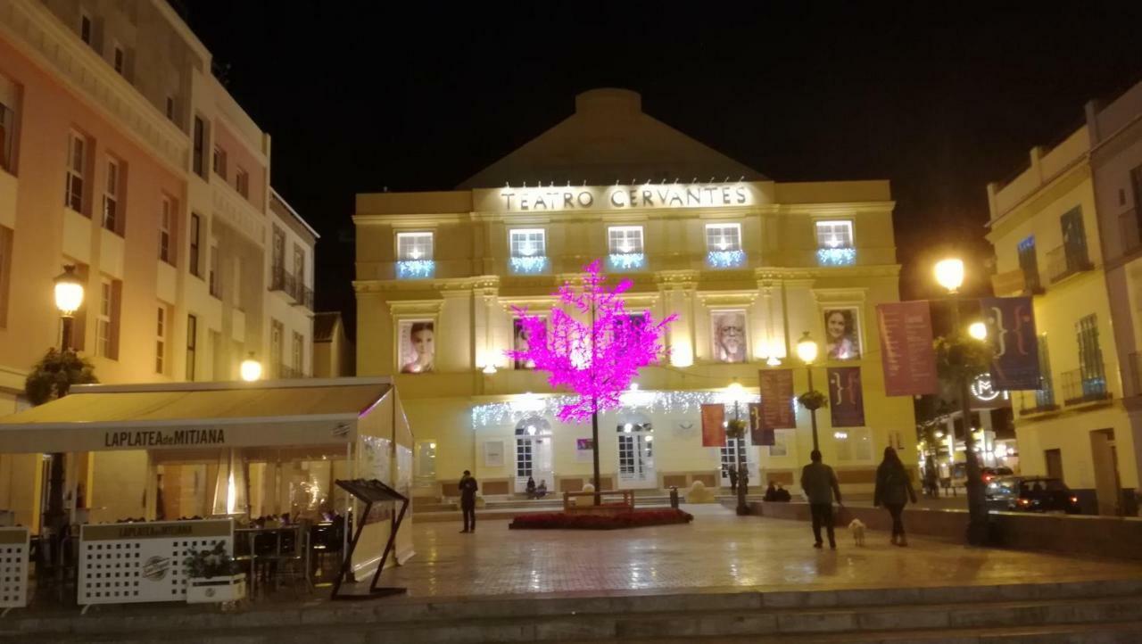 Atico En Centro Historico De Malaga Appartamento Esterno foto